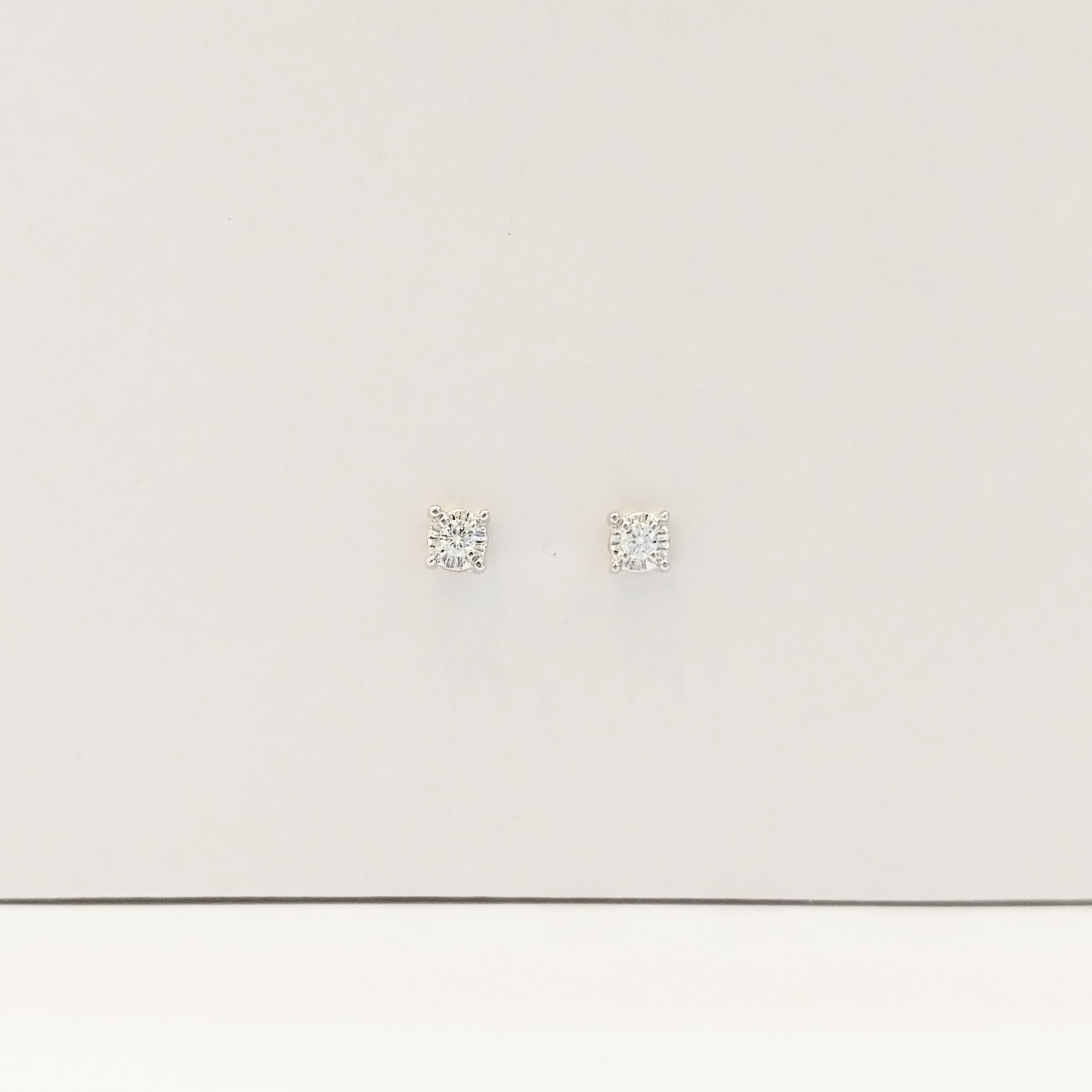 Square, Diamond earring