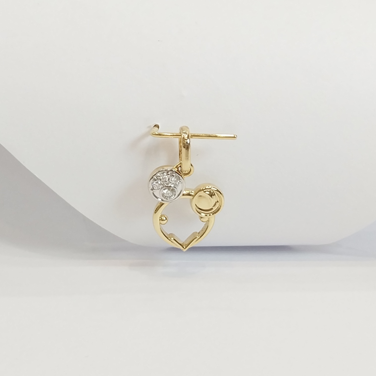 Mouse, Diamond pendent