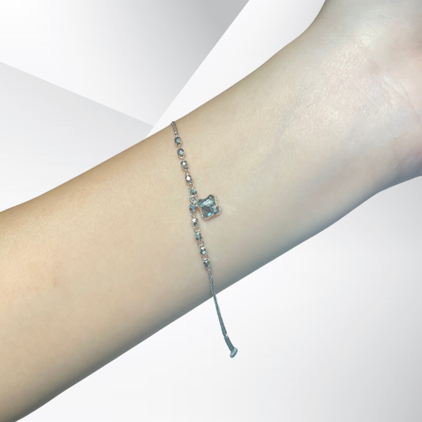 Four leaf, White 18k bracelet